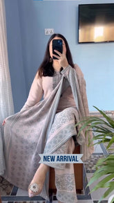 Winter stunning Woolen Suit Set With Dupatta