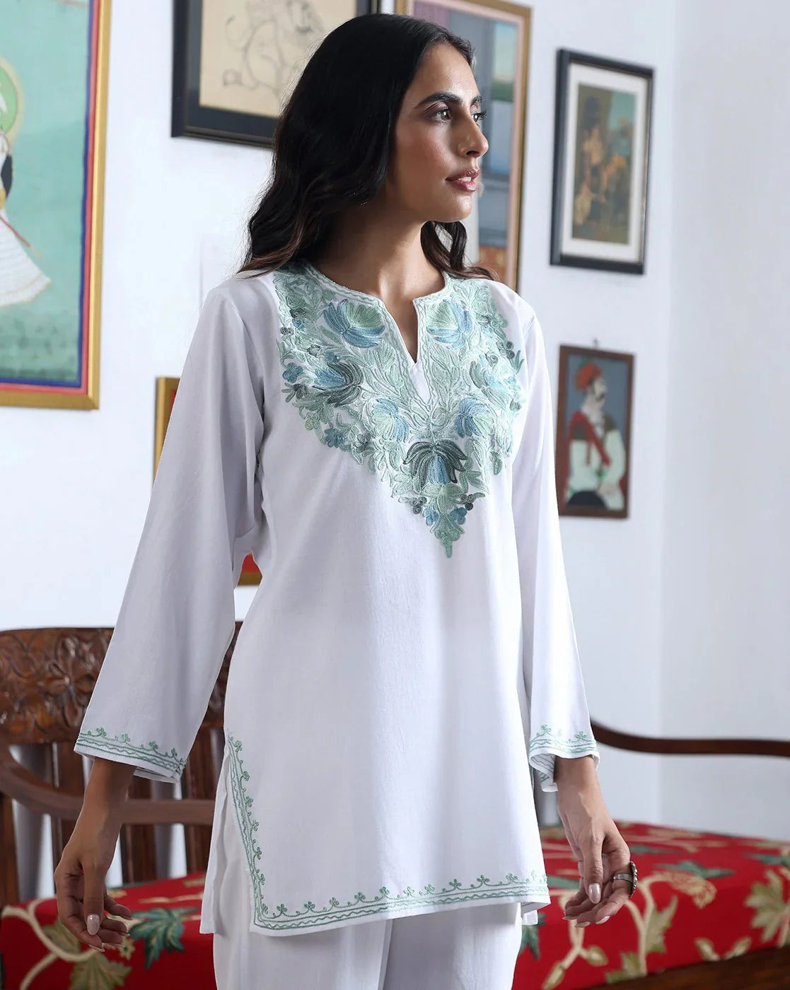 Aari Embroidered Cotton Solid Women's Short Kurta - White