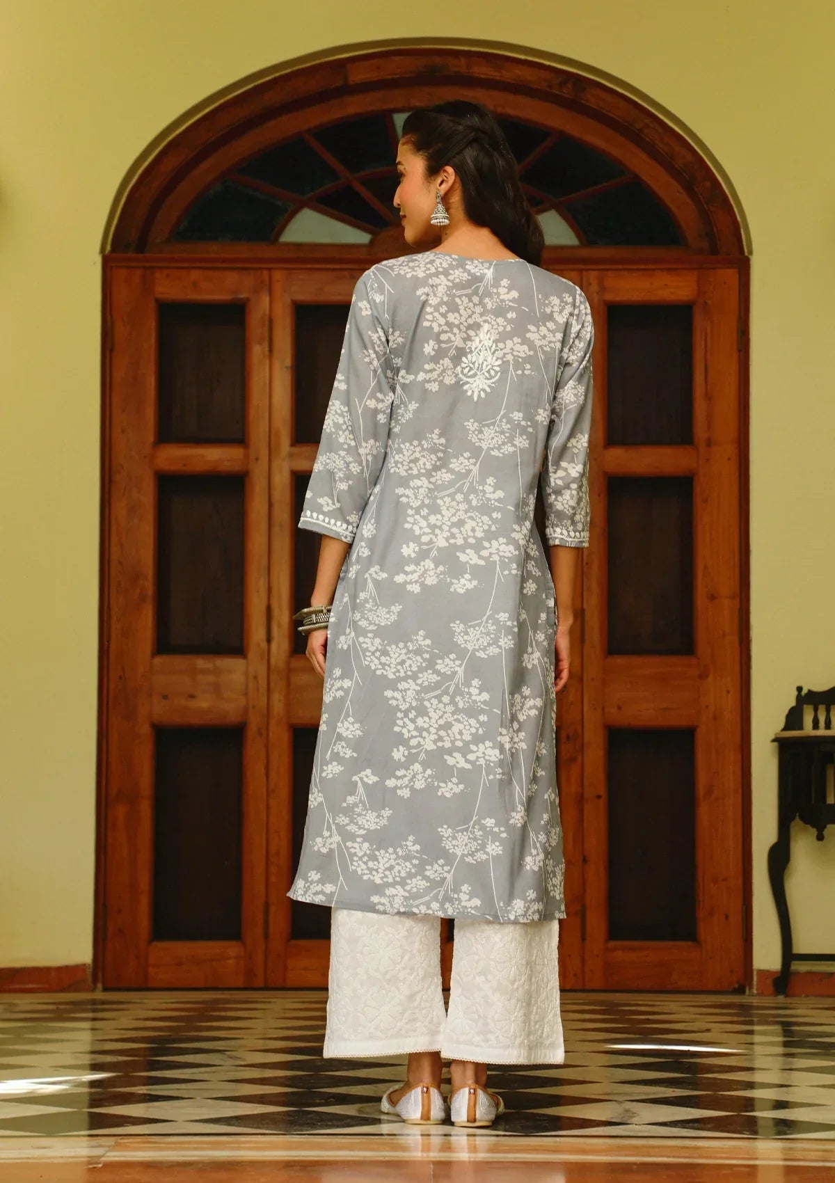 Zainab Chikankari Mulmul Printed Straight Kurta -Grey