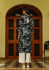 Zainab Chikankari Mulmul Straight Kurta