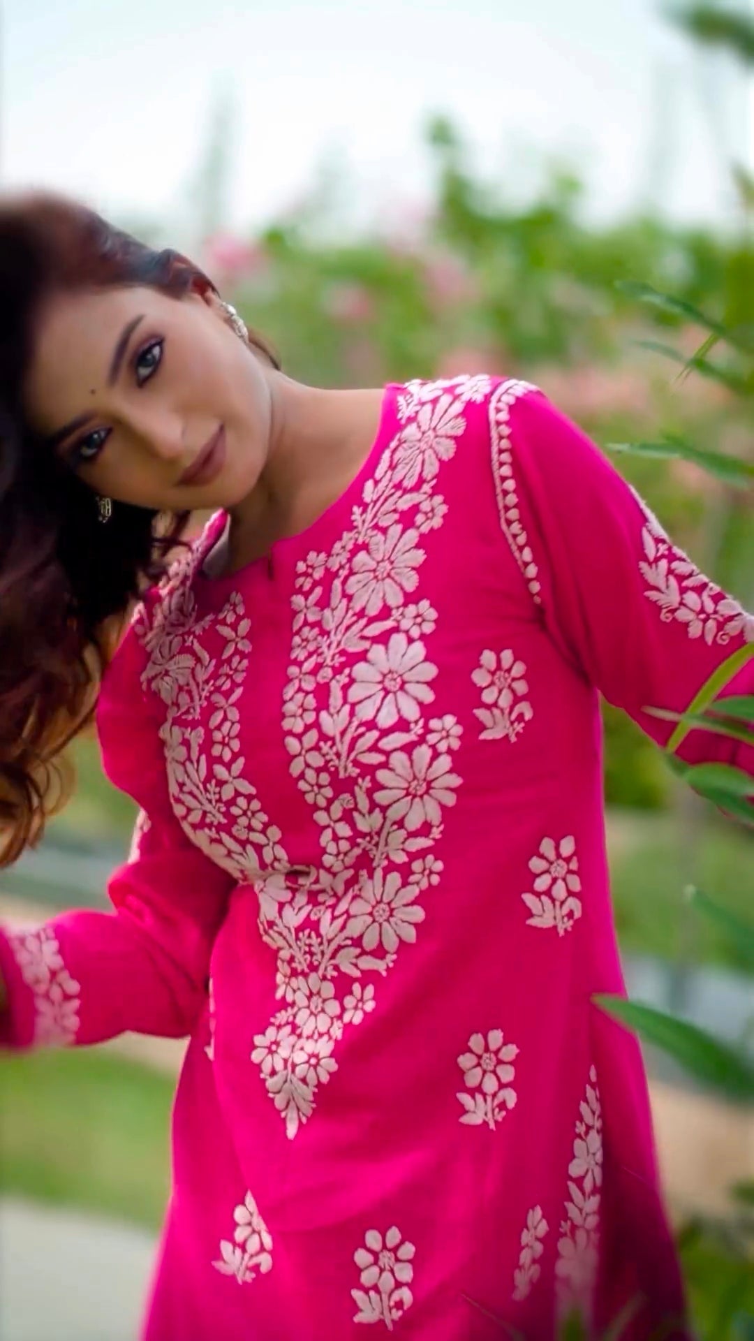 New LUCKNOW CHIKANKARI EXCLUSIVE KURTI_PENT PAIR DESIGN(Rani Pink)