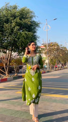 New LUCKNOW CHIKANKARI EXCLUSIVE KURTI_PAIR WHITE PENT DESIGN (Green)
